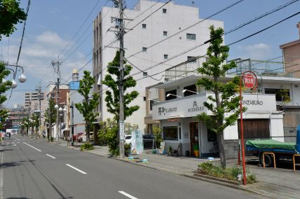 今の茶町通り お茶問屋か立ち並ぶ